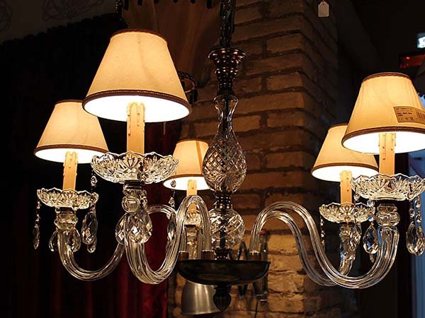 limpieza y personalización de lámparas en Valencia - Ruzafa
